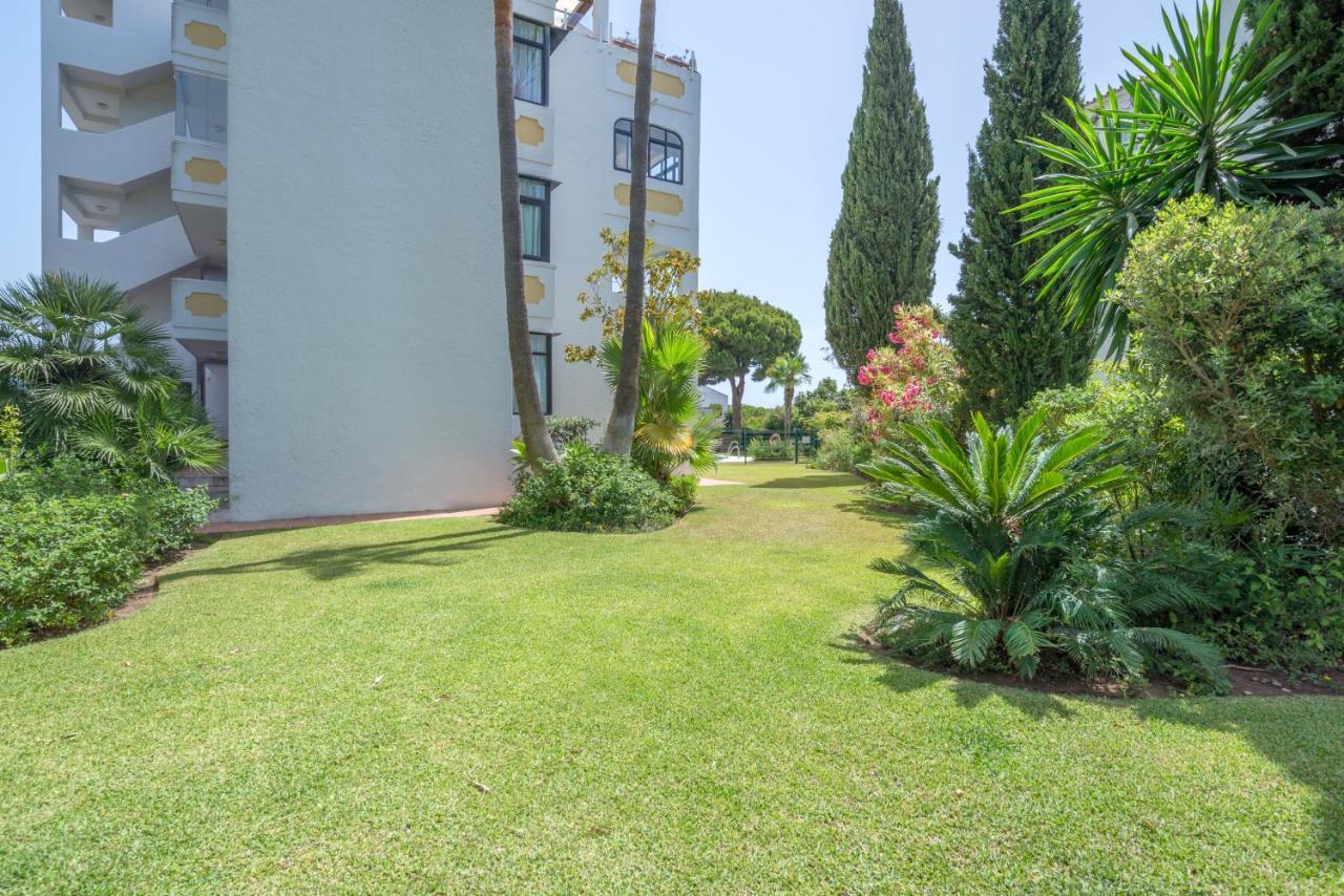 Beach Apartment Las Acacias Torrenueva La Cala De Mijas Exterior photo